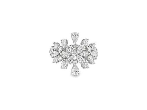 18K White Gold Floral Ring with Natural Pear-Shaped, Marquise, and Round Diamonds